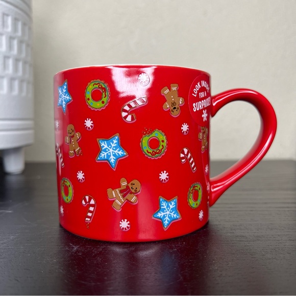 NEW Wondershop Stoneware Christmas Holiday Peppermint Mugs, Set of 2 - Picture 3 of 7